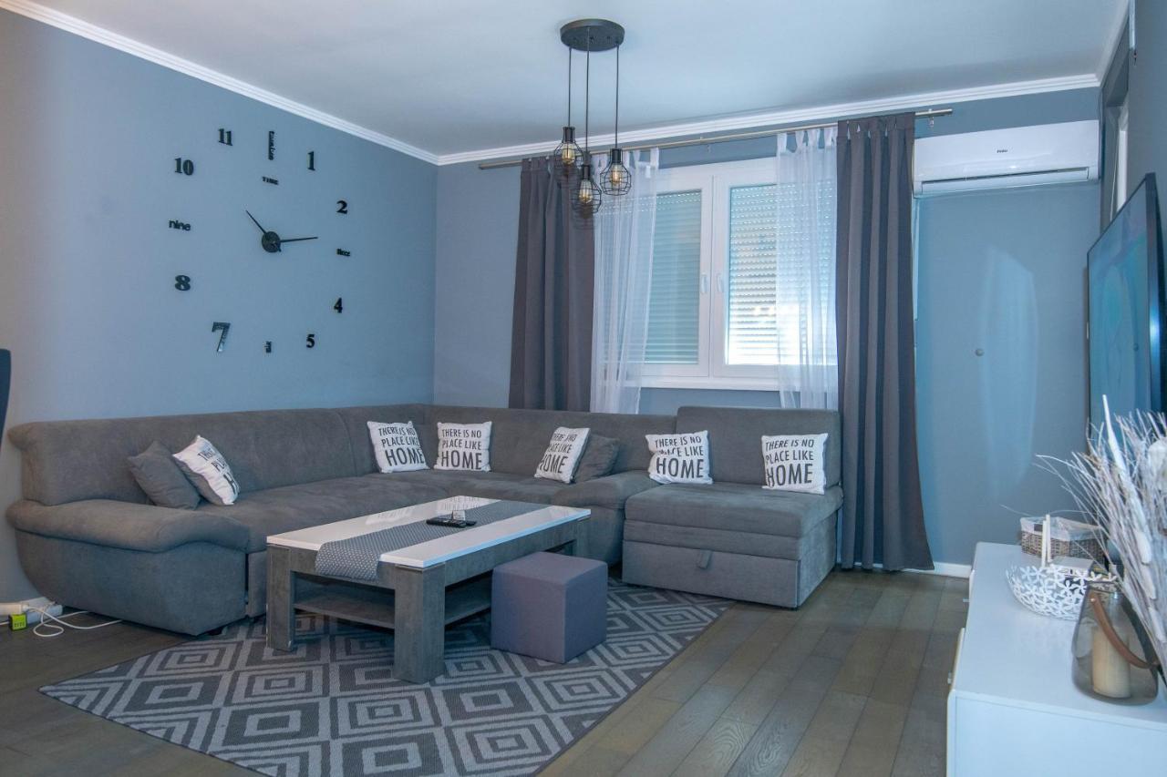 Athena Apartman Lukavica Dış mekan fotoğraf